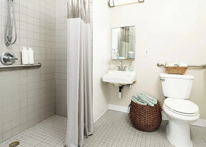 Hotel Intown Extended Sc - Rivers Ave 2*
